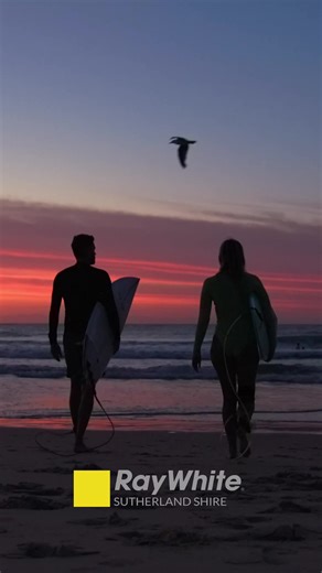 Proudly presented by Ray White Sutherland Shire 🟨 Register today to join us in our attempt to break the record for the WORLD’S BIGGEST PADDLE OUT! Saturday 15th March @ Cronulla Beach Let’s make history, while making a difference! Your registration fee and proceeds from the event are being donated to our epic charity partners @onewaveisallittakes and @findyafeet who will facilitate life-changing mental health programs in our schools to help the next generation establish positive habits and ment