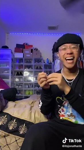 Jonathan 'Mini Mike'