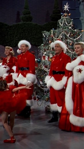 "May your days be merry and bright And may all your Christmases be white" 🎁 | Irving Berlin