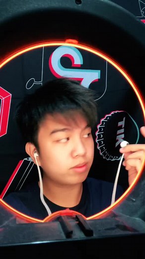 Listen to this with earphones! The sound is way more cooler than i expected 🤭 #foryoupage