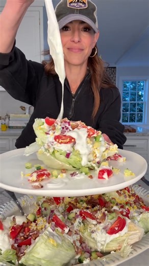 SAVE my High-Protein Lower Cal WEDGE SALAD to serve at your next dinner party or on Easter Sunday! 🥗💙 Your new favorite salad! High-Protein Blue Cheese Dressing: • 2 ounces blue cheese • ⅓ cup low fat cottage cheese • ⅓ cup low fat Greek Yogurt • 1½ tbsp olive oil • 3 tsp red wine vinegar • ½ tsp salt • 2 tbsp chopped parsley • 2 heads of iceberg lettuce • ½ English cucumber diced • 3 pieces crispy bacon or turkey bacon chopped • 1 pint grape tomatoes sliced in ½ • ½ red onion diced • 3 hard b