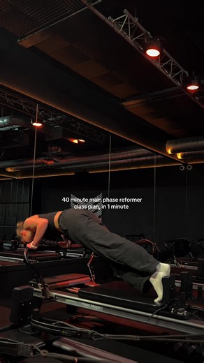 Another full body flow, save for some inspo🫶 Beginning with some arabesque lunges on a RY/GY, moving into a flying split (adding core and upper layers) to incorporate the opposite quad more. Finishing up with a single leg glute bridge, adding in a hamstring extension to cook those hammies 👩‍🍳 Keeping springs as they are, moving into some Midback core work, focusing on adding layers whilst the abs are contracting. Switching to a light spring, we moved through the core in a lengthened position 