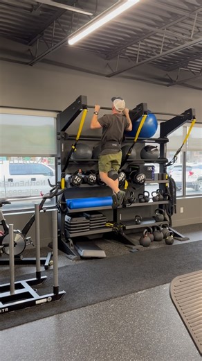 A clean, spacious, not overly-crowded gym. It’s what we’ve all been craving. 👏 And now is the perfect time to set your routine before the January rush. 💪💪💪 Grab your Gym Membership or Class Pass now before the snow starts and the sale ends!! 🚨 GYM MEMBERSHIP and CLASS PASS SALE 🚨 💚 25 Class Pass – $199 HST 💚 3 Class Pass – $25 HST 🎁 Gift certificates and e-cards available! 🌲One Year Gym Pass Sale – over 20% off! Adult: $499 full / $41.48 monthly / $19.19 bi-weekly ( HST) Senior: $482.5