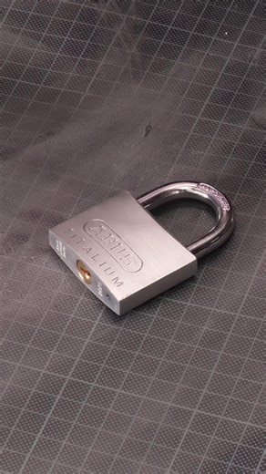 Satisfying Melting Metal | Bored Panda Art