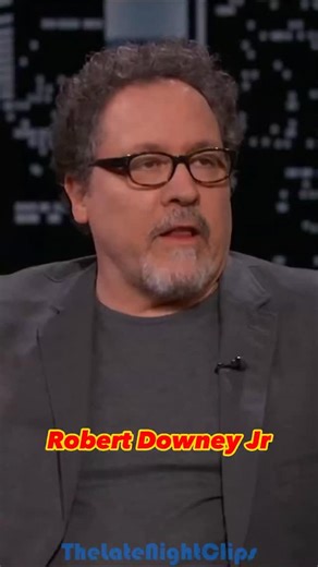 Robert Downey Jr spoiling Jon Favreau’s Hollywood star #robertdowneyjr #jonfavreau #hollywood #hollywoodboulevard #celebrityinterview | The Late Night Clips