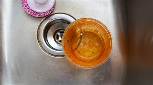 Homeowners are using 'oil' trick to keep their Tupperware stain free