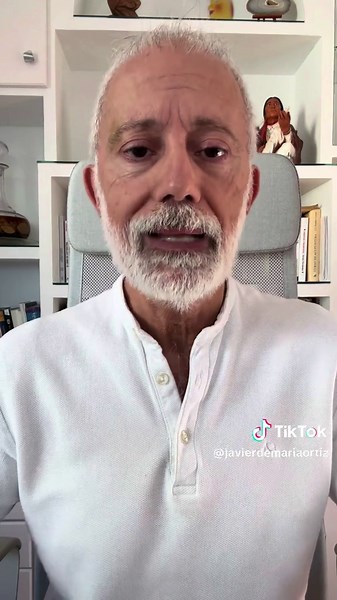La Terapia Biodinámica Craneosacral tiene raíces profundas. Nació de la osteopatía… 🌿 Y del descubrimiento revolucionario del Dr. William Sutherland: 🌀 Que los huesos del cráneo se mueven sutilmente 🌀 Que ese movimiento refleja un ritmo profundo que recorre todo el cuerpo 🌀 Y que en la quietud… es donde la sanación puede comenzar Una técnica suave, profunda… y transformadora. ¿Conocías esta historia? #terapiacraneosacral #quietud #williamsutherland #formacionterapeutica #javierdemaria