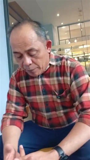 Haji Herman on Instagram: "Bagian 2: Sukseskan Hilirisasi Kelapa Nasional, Indragiri Hilir Terbuka bagi Investor Indragiri Hilir Siap Menjadi Kawasan Terpadu Pengolahan Kelapa Menjadi pembicara secara daring (Zoom) bersama Universitas Lancang Kuning, Pekanbaru. Topik: Merancang Core Competence Kelapa di Fakultas Pertanian: Kolaborasi Kampus, Pemerintah Daerah, Petani, dan Industri Jakarta, 8 Januari 2026"