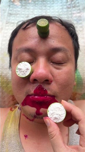 Bột ớt sắc màu,trà sữa,quả việt quất,món khai vị và bánh ngọt ngon. #bản đồ