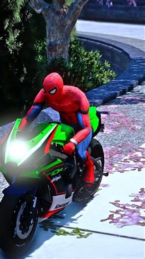 GTA 5: Benny ka CRAZY Iron Man Super Bike Mod! Spider-Man bhi Shocked! 🏍️💫 #gta5 #shorts #gta