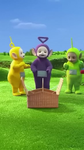 Teletubbies Picnic Day: Tubby Toast Flies Out!