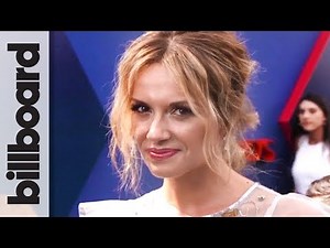 Carly Pearce: From Scrubbing Toilets to 2018 ACM Nominee & Being a Woman in Music