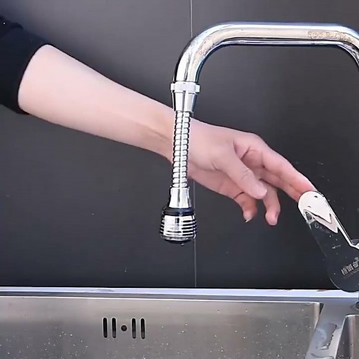 360° Rotatable Faucet Extender – High Pressure & Water Saving!