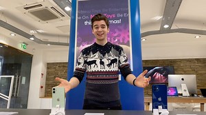 📲 iPhone 12 vs 📲 iPhone 12 Mini - what’s the difference? Just how Mini is the Mini? What’s the difference in screen size? How do they compare? Let Juan be your guide…. iPhone 12 and iPhone 12 Mini available in-store. Visit https://shop.manxtelecom.com/collections/apple-handset to order online. 🎁 iPhone 12 from £38pm 🎁 iPhone 12 Mini from £33pm Available over 24 months. Subject to availability and credit check. Terms and conditions apply - visit mt.im/christmas | Manx Telecom