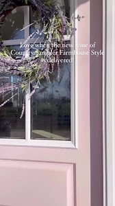 Have you picked up your latest issue of Country Sampler Farmhouse Style magazine? It is full of so many stunning house tours and fresh DIYs. And I’m so excited to announce that I have two features in this issue. I am so grateful to Country Sampler Farmhouse Style for this opportunity. I can’t wait for you to pick up the latest issue for some beautiful Spring inspiration! | Country Peony