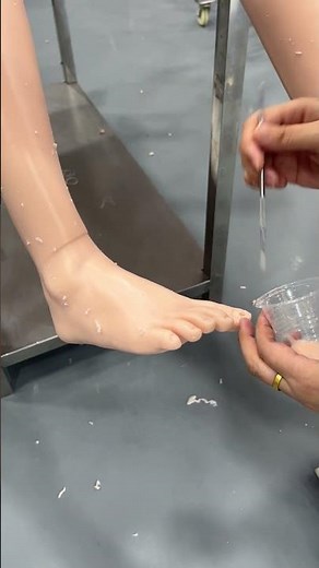 Realistic TPE Doll Feet | Toenail Finishing Process