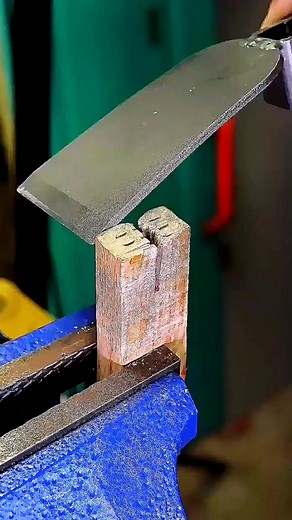 1.5M views · 2.5K reactions | #Repost @toolstour Easy! DIY Tin Casting Bolt #toolstour #DIY #TinCasting #Bolt #DIYProjects #Metalworking #Crafts #HomeRepair #Handmade #Upcycling #Engineering #MetalCraft #DIYIdeas #DIYTutorial #DIYTips #DIYSkills #DIYCommunity #DIYInspiration #DIYCreators #DIYEnthusiast #DIYLifehacks | Toolstour | Facebook