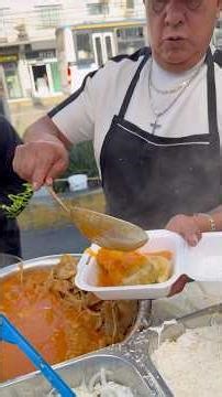 This is how you prepare a tamale smothered in green sauce #tamales #cdmx #viral
