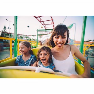 How to Pluralize the Last Name of a Family | Synonym