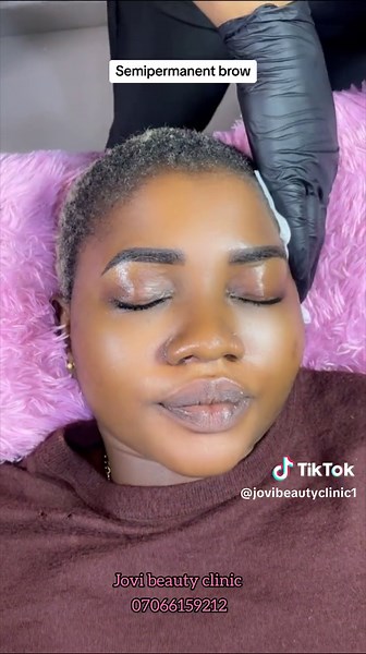 Semi Permanent Eyebrows Transformation | Expert Brow Shaping Services