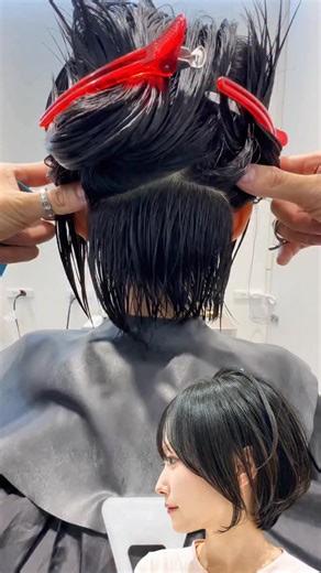 坂本広大｜美容師教育の革命児｜JAPANESE NEW BASIC on Instagram: "【才能は磨けば輝く。】 2/24『究極のショートカットセミナー』 3000円で美容師に必要な全てを学べる オンラインサロン JAPANESE NEW BASIC運営✨ 日本トップレベルの現役美容師が運営する 成功を支える実践的な知識を 最前線で活躍するプロから直接学べる。 カットが苦手？ どんな不得意も得意に変えるチャンスが ここにあります。 圧倒的経験からくる 理論的技術を学びませんか？ セミナー依頼や求人については DMにて随時お答えしております！ #カット動画 #ショートカット #ショートボブ #美容師求人 #美容師セミナー #レイヤーカット"