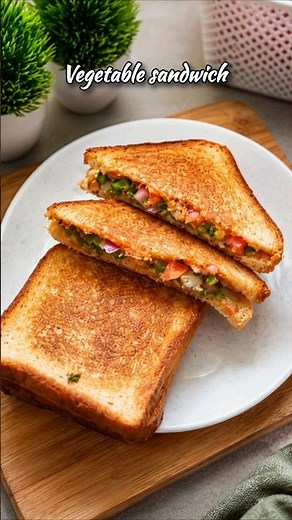 Crispy Veg Grilled Sandwich Recipe | Easy 10-Minute Vegetable Sandwich | Perfect Breakfast & Snack