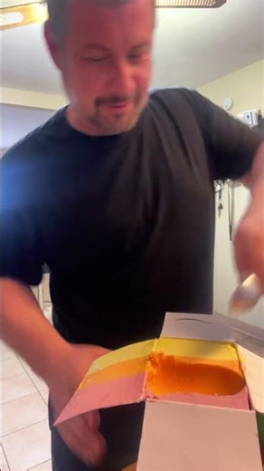 How you open an ice cream container Stewart’s ￼