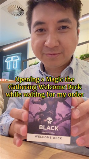 Opening a black Magic the Gathering welcome deck while waiting for my ramen #MTG #MagicTheGathering