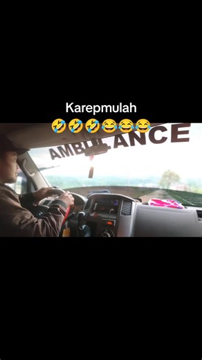 Kehidupan Sehari-hari Seorang Supir Ambulans