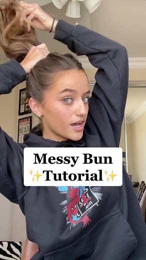 Here’s how I do my messy buns! #messybuntutorial #messybuneveryday #bunhairtutorial #hairtiktoks #fyp #tutorialsontiktok #hairtutorialsonlonghair