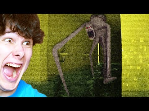 кто-то рядом с тобой в бекрумс...