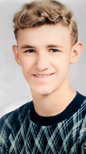 🎬 Discover Gene Hackman’s Hidden Fortune! 😱 From The French Connection to Unforgiven, this Oscar-winning legend built a legacy — and a massive net worth that might just surprise you! 💰✨ Watch till the end to see how this Hollywood icon continues to inspire even beyond the big screen. 🌟 👉 Like, Share & Follow for more celebrity wealth stories and Hollywood classics! 🎥 #GeneHackman #NetWorth #HollywoodLegend #OscarWinner #MovieIcon #CelebrityWealth #2025Wealth #USATrending #ShortsViral #Acti