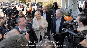 54K views · 3.6K reactions | À Alençon, je suis venue exprimer ma solidarité à l'égard des forces de l'ordre qui se sont retrouvées confrontées à des émeutes. Élue présidente, je ne laisserai pas les violences urbaines s'aggraver et la délinquance se développer dans la ruralité. | Marine Le Pen | Facebook