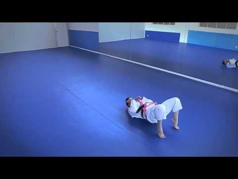 BJJ Beginner's Movements: Hip Escapes, Beginner Level.