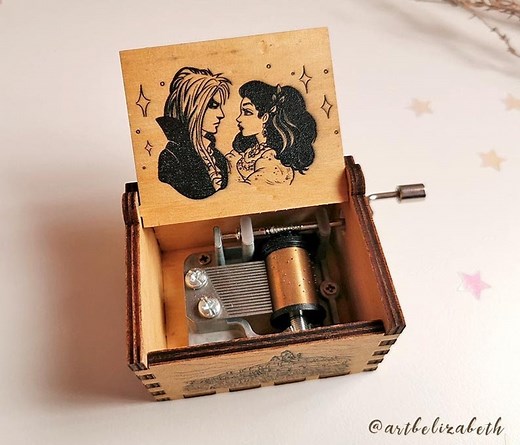 Labyrinth Music Box – Hand-cranked Wooden Music Mini Chest - Etsy