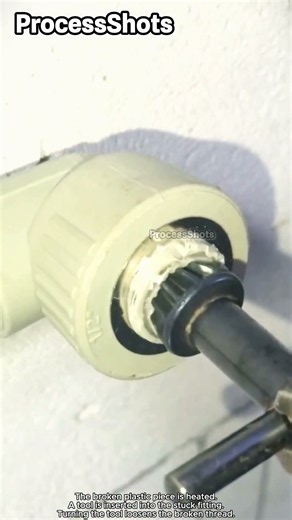Removing a Broken Plastic Thread Stuck in a Pipe #worker #process