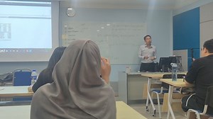 UKM计量课，讲怎么用eviews