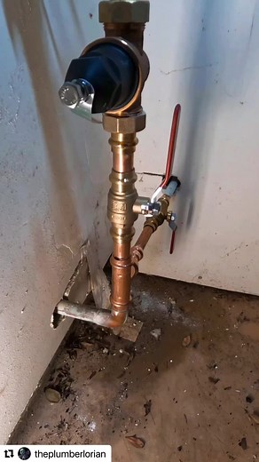The perfect tool for residential service repairs? Look no further than the RP 115 Mini Press Tool. ✨ The Plumberlorian was able to to quickly repipe and replace some copper, shut-offs and PRV for this customer in no time thanks to #RIDGIDPressTechnology. #RIDGID #RIDGIDTools #RP115 #Pressing #serviceplumber #serviceplumbing | RIDGID Tools