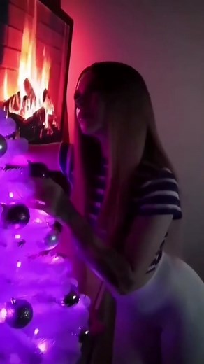 I like New Year very much 💫😽 #pinkhair #marcelin #actress #afrogirl #pink #marcelinabadir