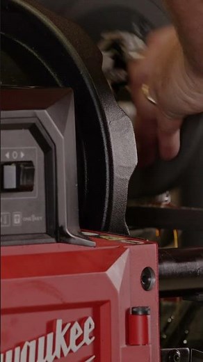 MX FUEL™ Pipe Threading Machine