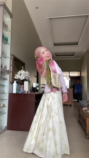 feeling like es campur🍧 kebaya: bio no. 17 #bajulebaran #outfitinspo #outfitideas