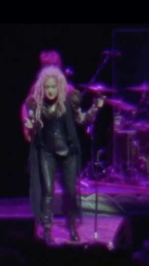 Heartaches By The Number: A Dramatic Live Music Performance