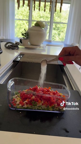 Delicious Chopped Chicken Salad Recipe
