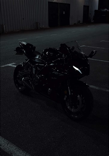 Exploring Biker Culture with Yamaha R7