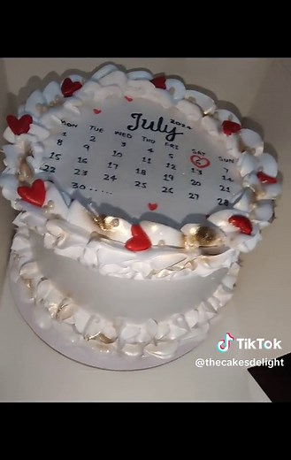 6 July: Celebrating with Beautiful Anniversary Cakes