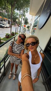 Flat hair? Not here. Get instant, lasting volume with Thickening Dryspun Texture Spray. | Bumble and bumble.