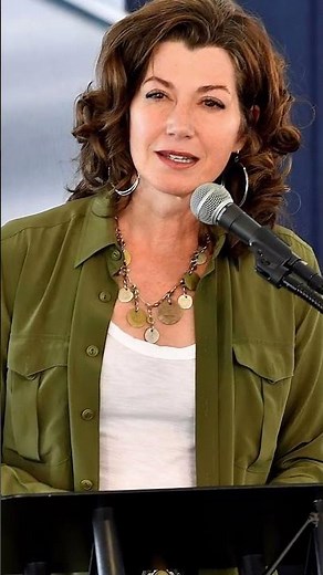 Amy Grant's husband Vince Gill says songstress is 'doing great' in recovery