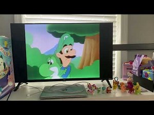 Luigi screams “HEEELLLP!!!” Original scene from super Mario world!