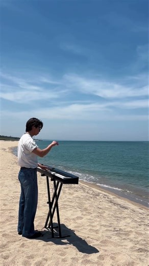 【最高】海で弾く「あの夏へ」が最高すぎる…！ #ピアノ #ジブリ #あの夏へ #鳥取 #自然
