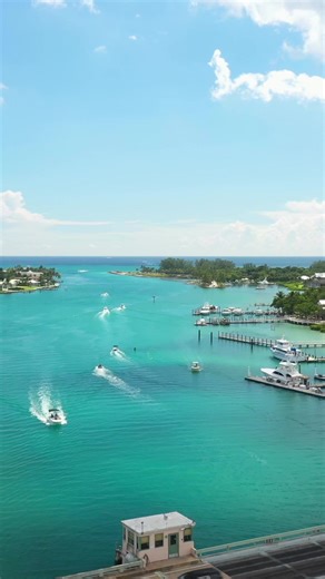 When Autograph Yacht Group launched, our vision was simple. Create a brokerage that matches the caliber of the yachts we represent and the lifestyle our clients live. From dockside dining to world-class sportfishing, Jupiter, Florida offers one of the most dynamic boating lifestyles anywhere 🌊⚓️ With immediate access to the Gulf Stream and a serious yachting culture, Jupiter was a natural choice to open alongside Fort Lauderdale as one of our flagship locations from day one. From dockside dinin